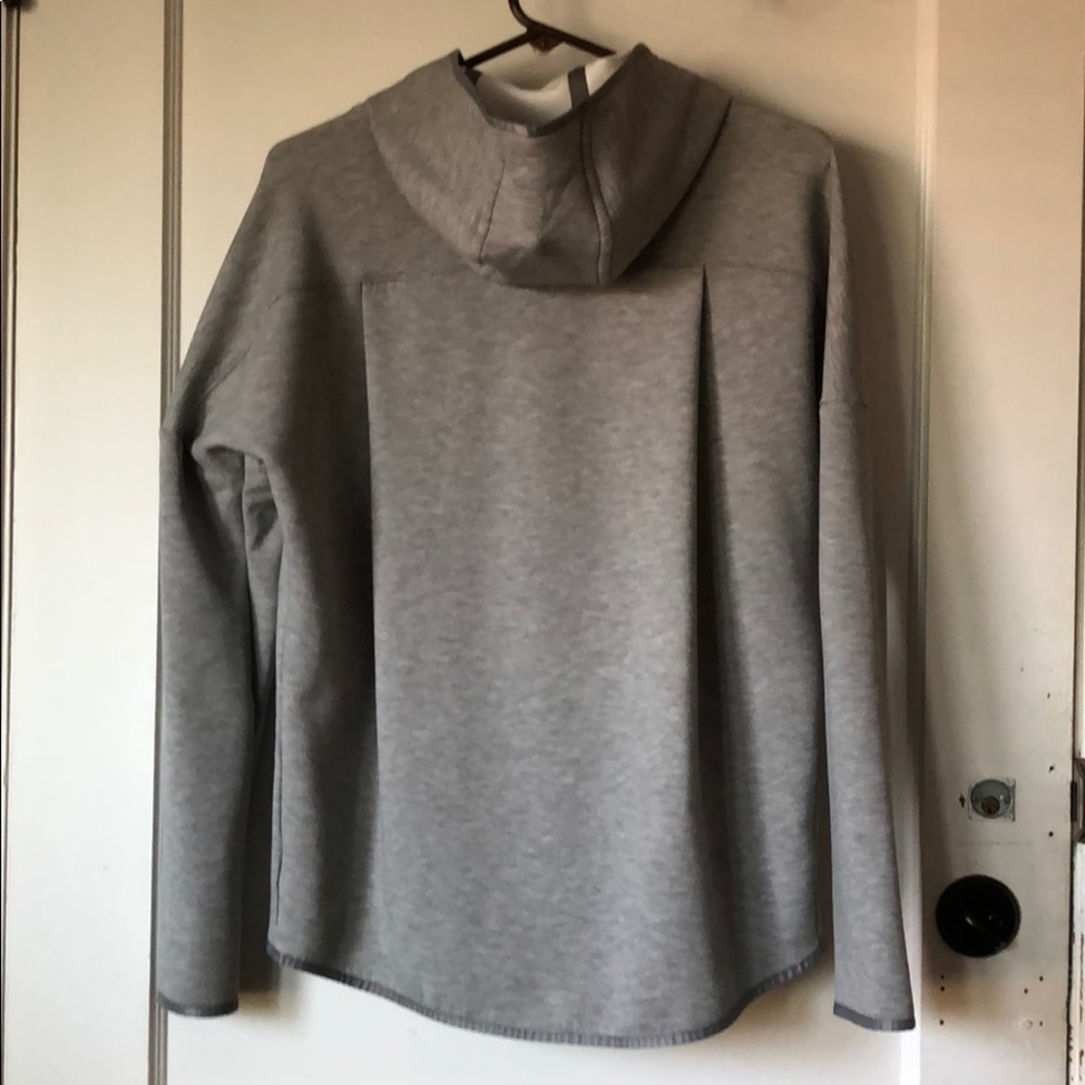 Workout jacket - Picture 2 of 5